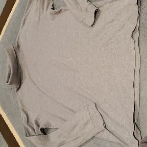 Woman's gray covington size medium turtleneck